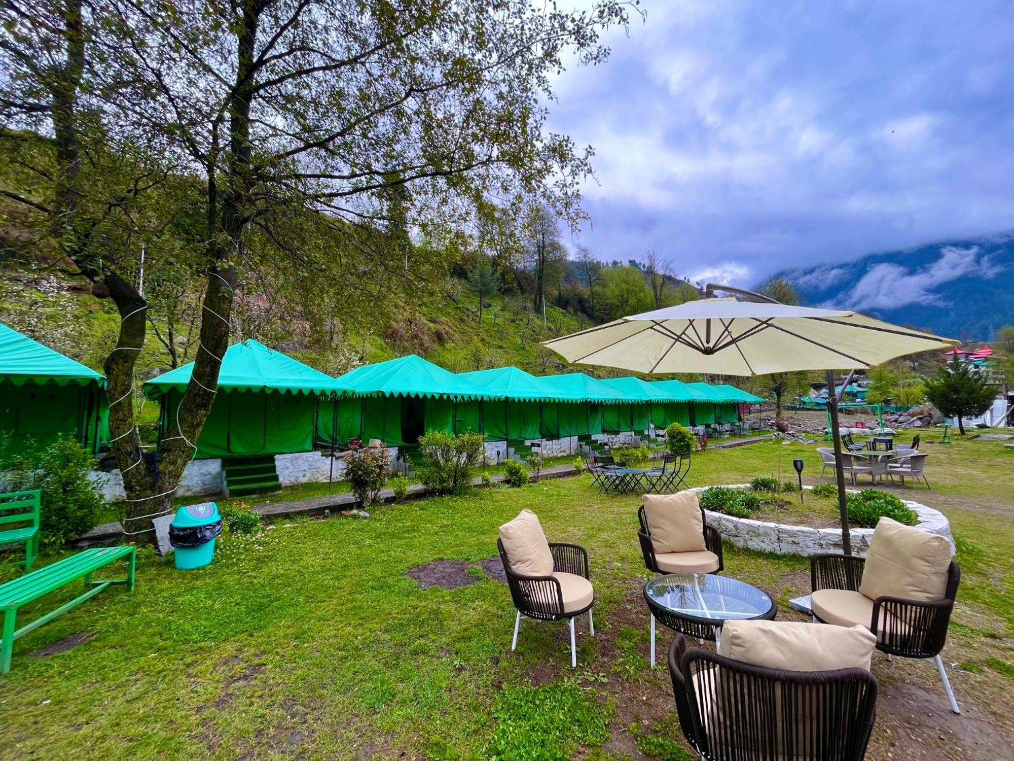 Himalayan Riverside Swiss Cottage Tents, Manali Eksteriør billede