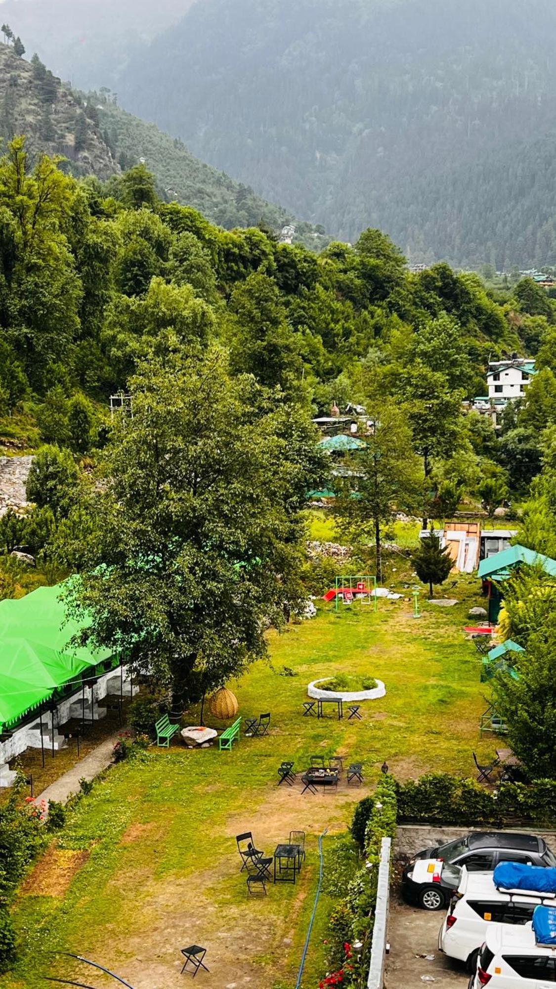 Himalayan Riverside Swiss Cottage Tents, Manali Eksteriør billede